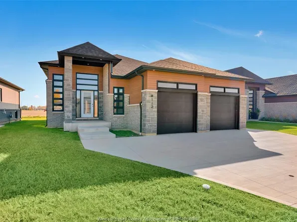 112 Hazel Cres, Kingsville, ON N9Y 0A9