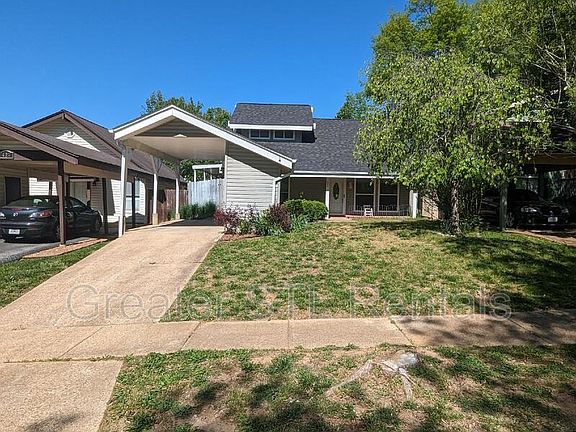 2nd image of 425 Great Hill Dr