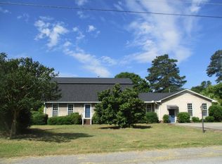 118 Colonial Dr, Greenwood, SC 29649