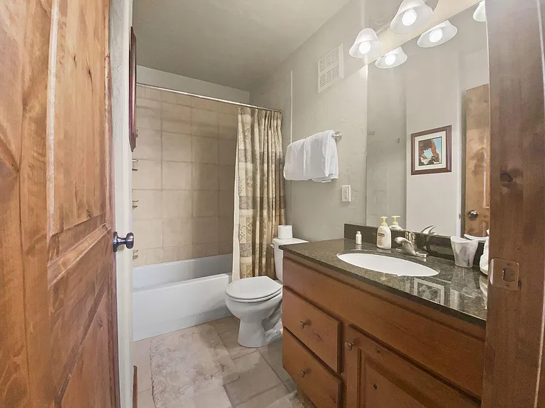 6180 N Fox Pointe Cir #C — Photo 12