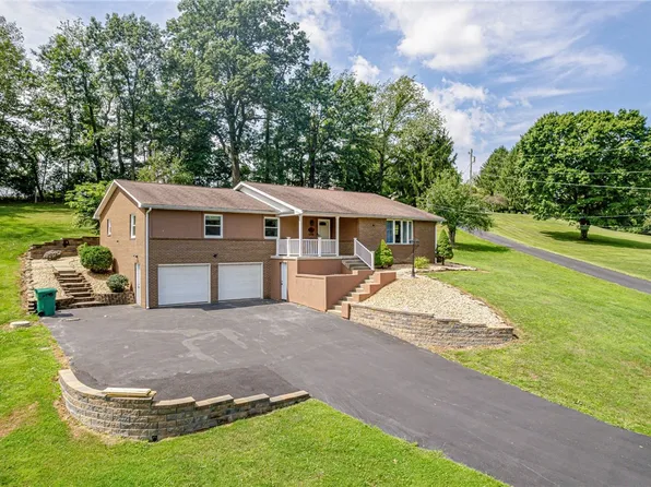 111 Mayapple Ln, Mount Pleasant, PA 15666