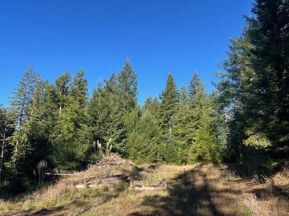 5091 Greenwood Heights Dr, Kneeland, CA 95549