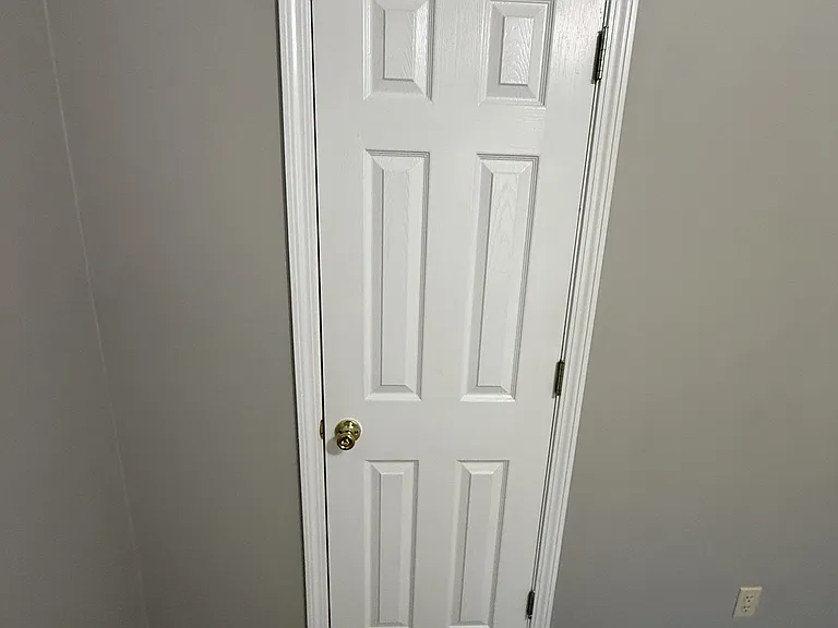 367 Templeton Dr — Photo 42
