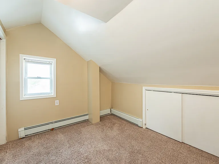3rd Bedroom (2nd Floor)