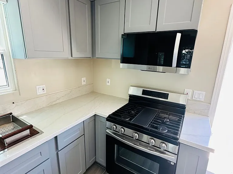 Gorgeous 1BD/1BA all appliances included. Move in ready!! — Photo 4