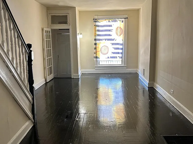 1759 Cliftview Ave — Photo 3