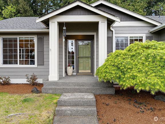 2nd image of 25420 Cumberland Way