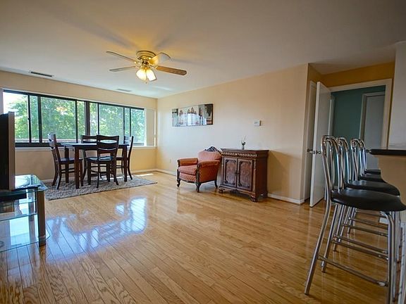 5th image of 1 Carey Cir APT 309