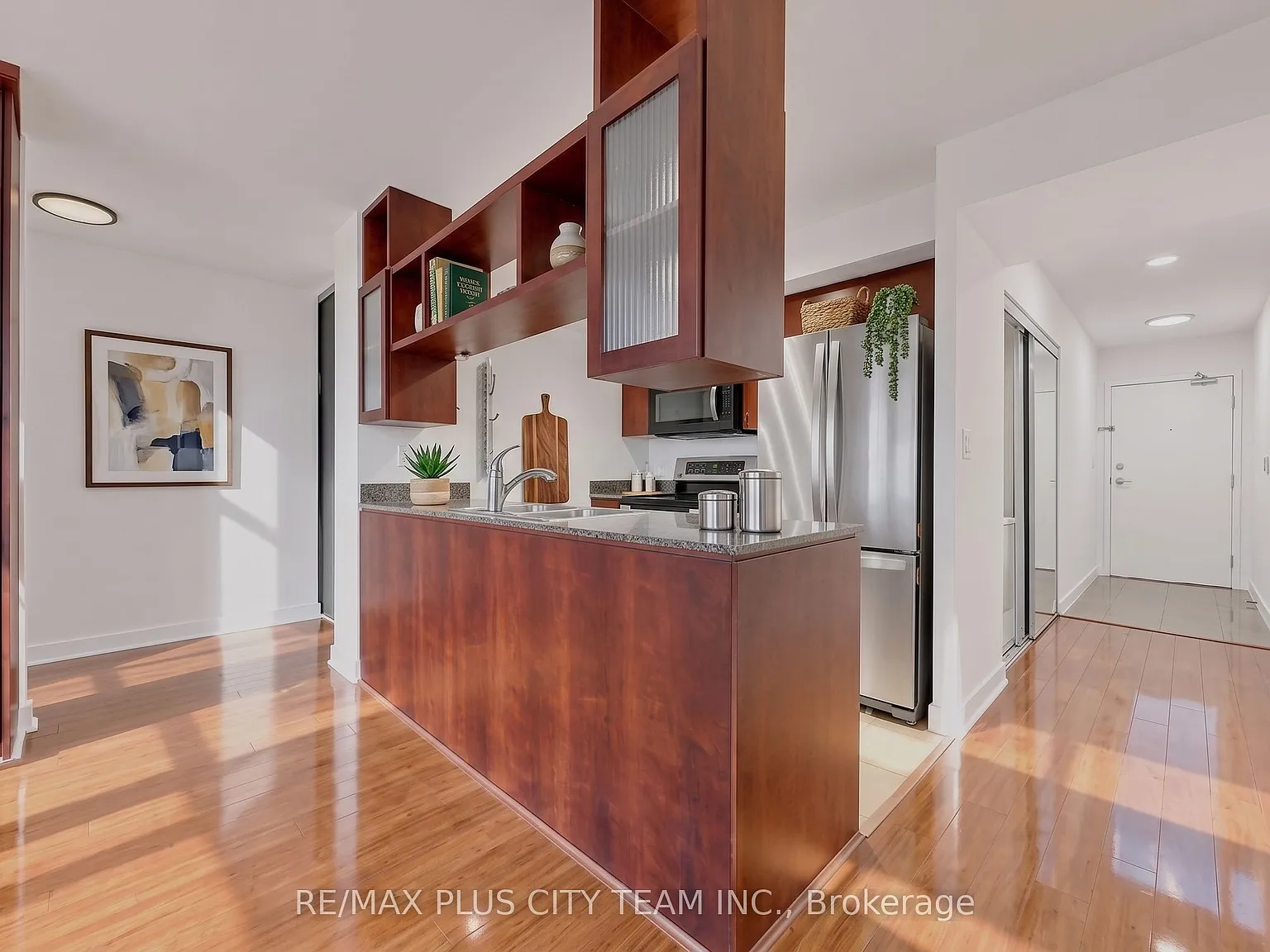 3 bed, $3,700 — Photo 4