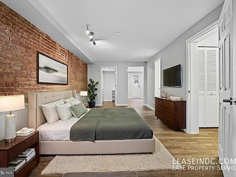 1507 Vermont Ave NW #1 — Photo 4