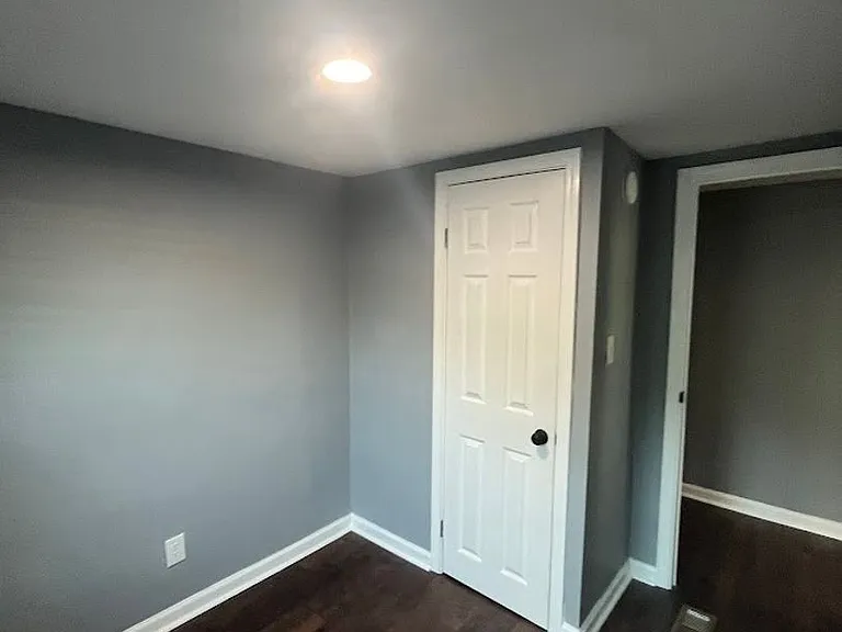 5613 Hardwick Ln — Photo 15