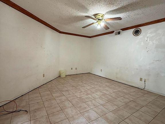 4th image of 9809 Walnut St APT E108