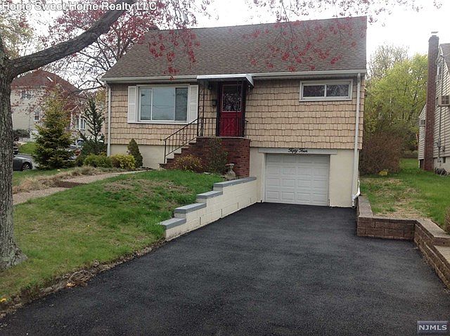 1st image of 54 Conforti Ave