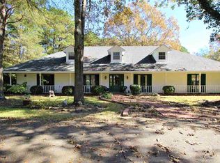 1074 Billy Bryant Rd, Collierville, TN 38017