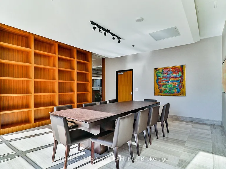 111 Saint Clair Ave W #902 — Photo 16