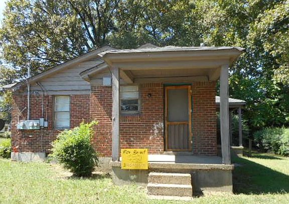 2nd image of 2770 Douglass Ave