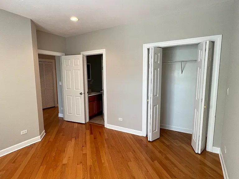 6507 N Hamilton Ave #4S — Photo 11