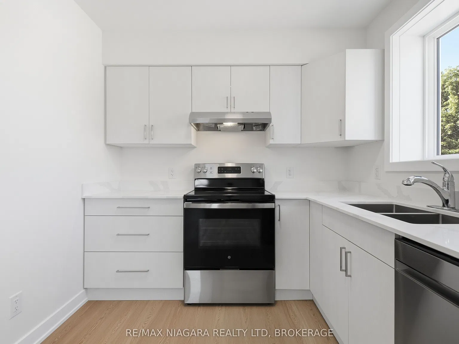 140 Church St — Photo 4