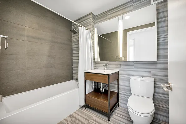 Rented by Living New York | media 8