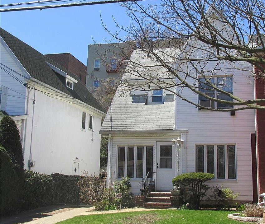1st image of 2400 E 21st St