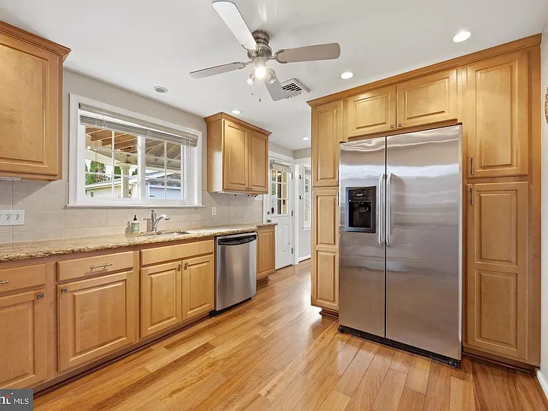 637 School Line Dr — Photo 6