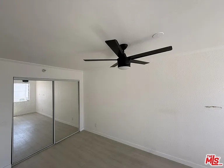 1816 N Gramercy Pl #405 — Photo 12
