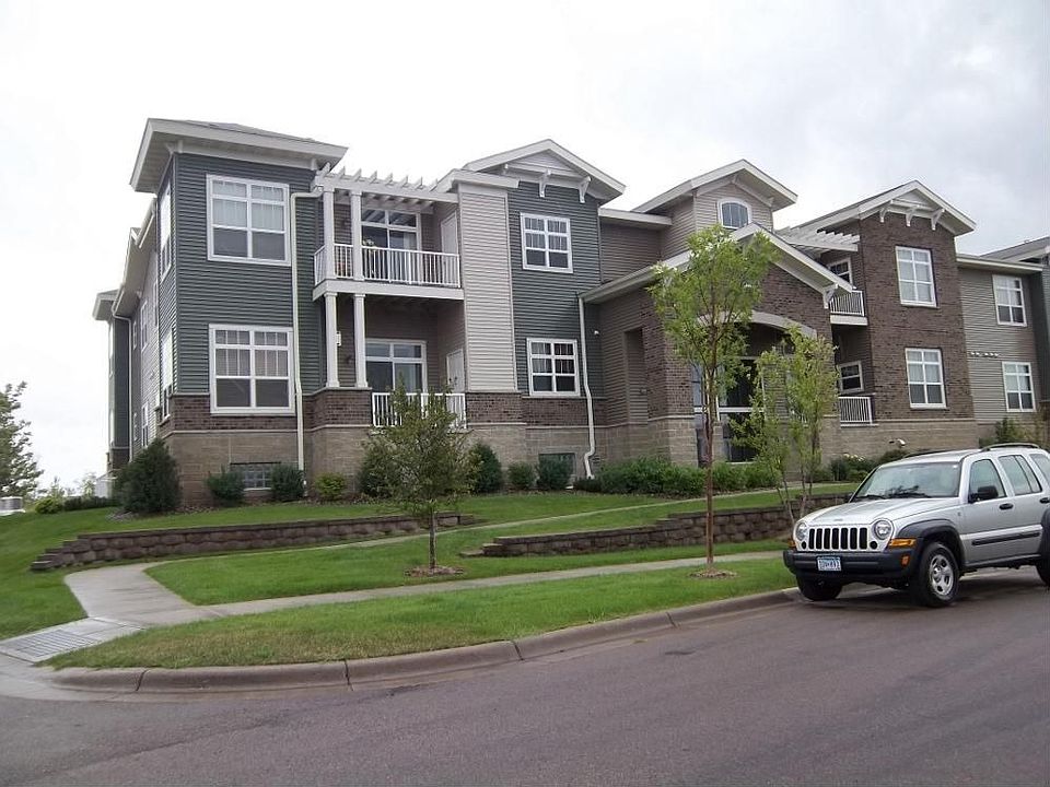 1st image of 1846 Plymouth Ln Unit 204