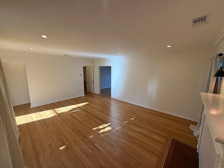 2516 Lyric Ave — Photo 6