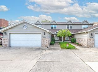 1416 Saint Clair River Dr, Algonac, MI