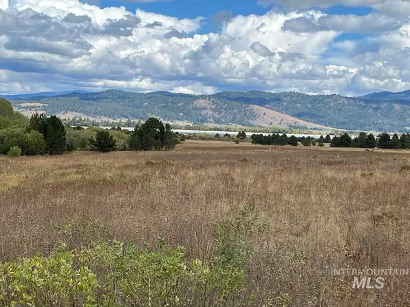 42 Reno Vista Ln, Donnelly, ID 83615