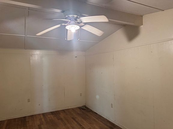 5th image of 905 Post Oak Dr