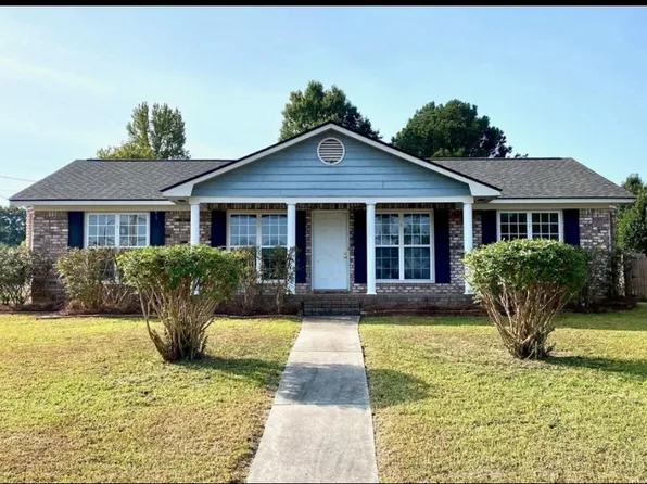 13 Hunters Gln NW, Rome, GA 30165