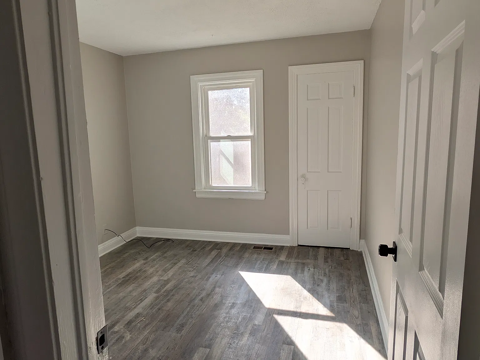 2 bed, 708 sqft, $1,100 — Photo 4