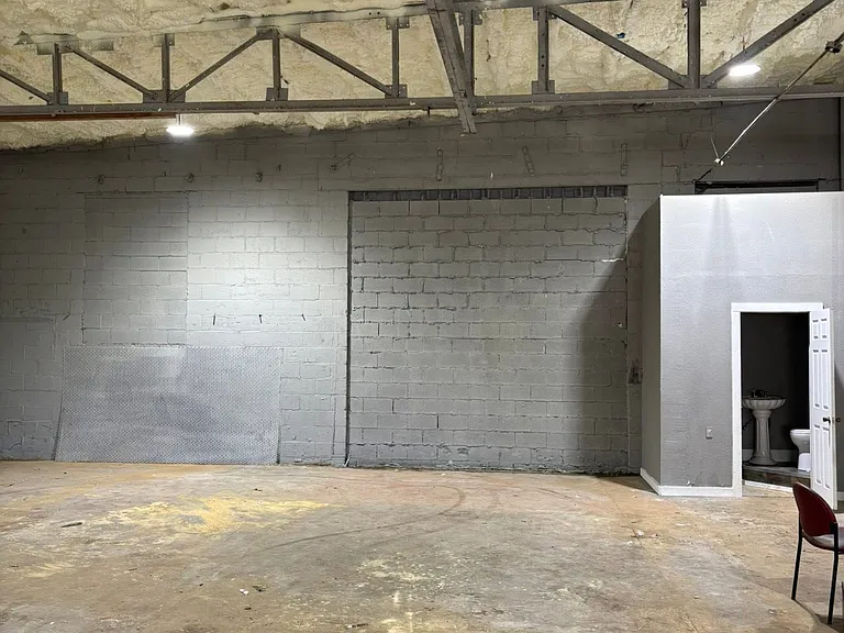 1026 Belt St #1 — Photo 4