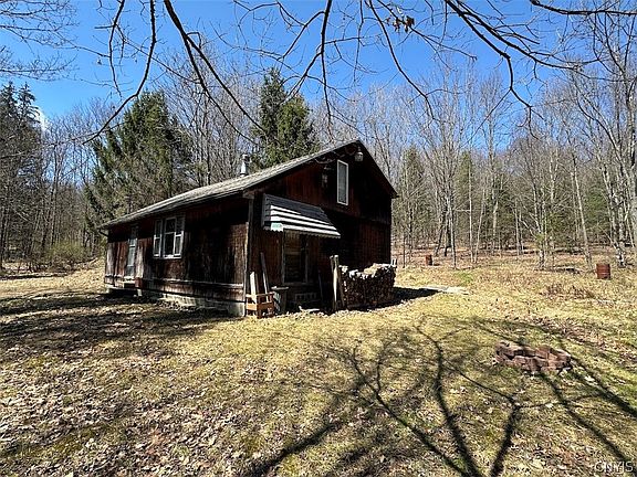 3rd image of 4319 Steenrod Rd