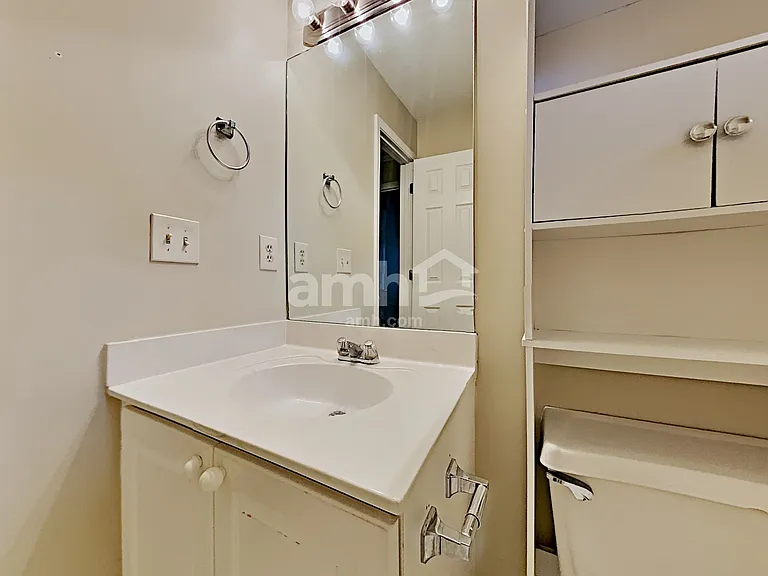 2262 Byron Ct SW — Photo 17