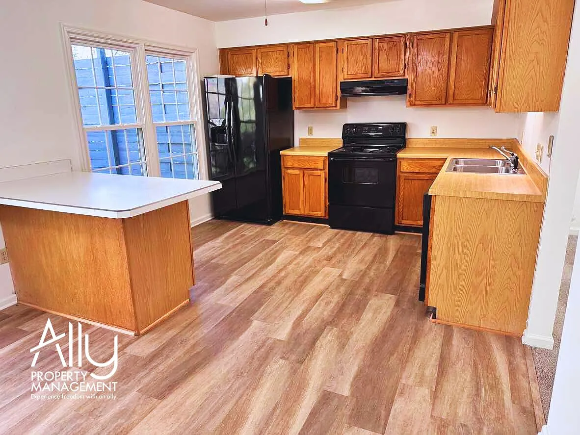 Building Photo - 1515 Westfield Ct #1
