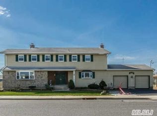 230 Meister Blvd, Freeport, NY 11520
