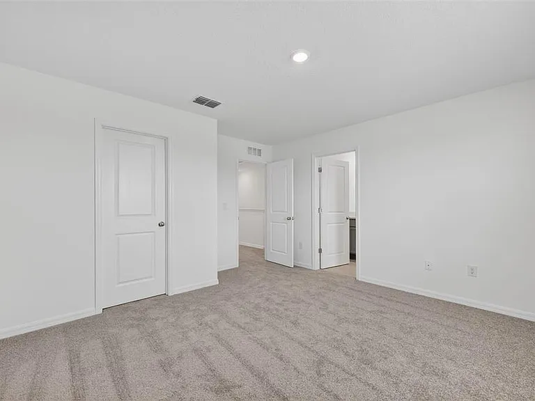 10761 Eclipse St — Photo 23