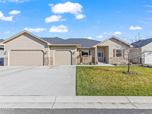 2109 S 78th Ave, Yakima, WA 98903