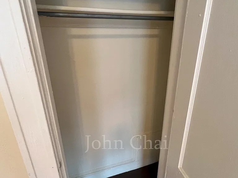 64 Woodstock Ave #8 — Photo 17