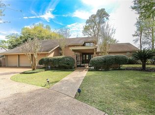 3003 Surrey Ln, Lake Charles, LA 70605