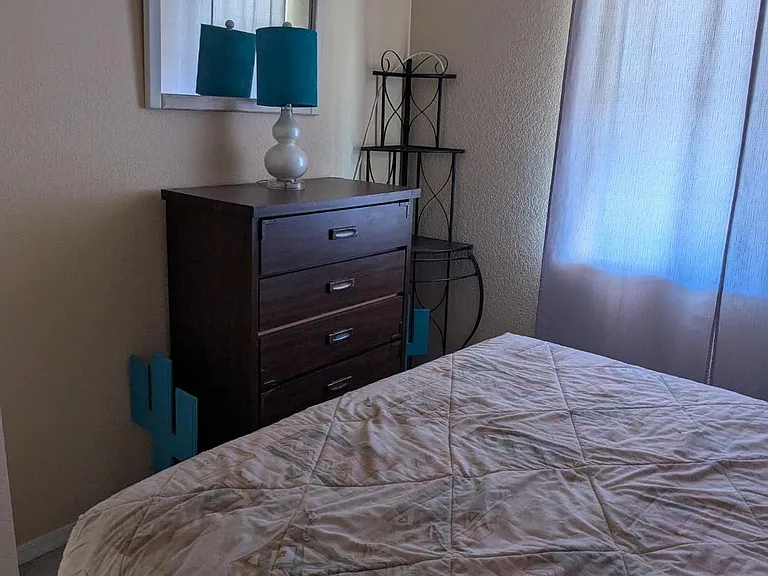 2081 Wallapai Dr — Photo 17