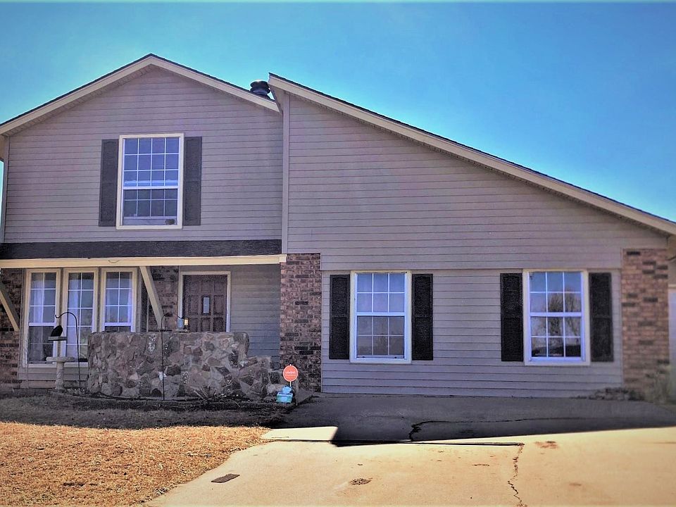 1st image of 1213 Hilltop Dr