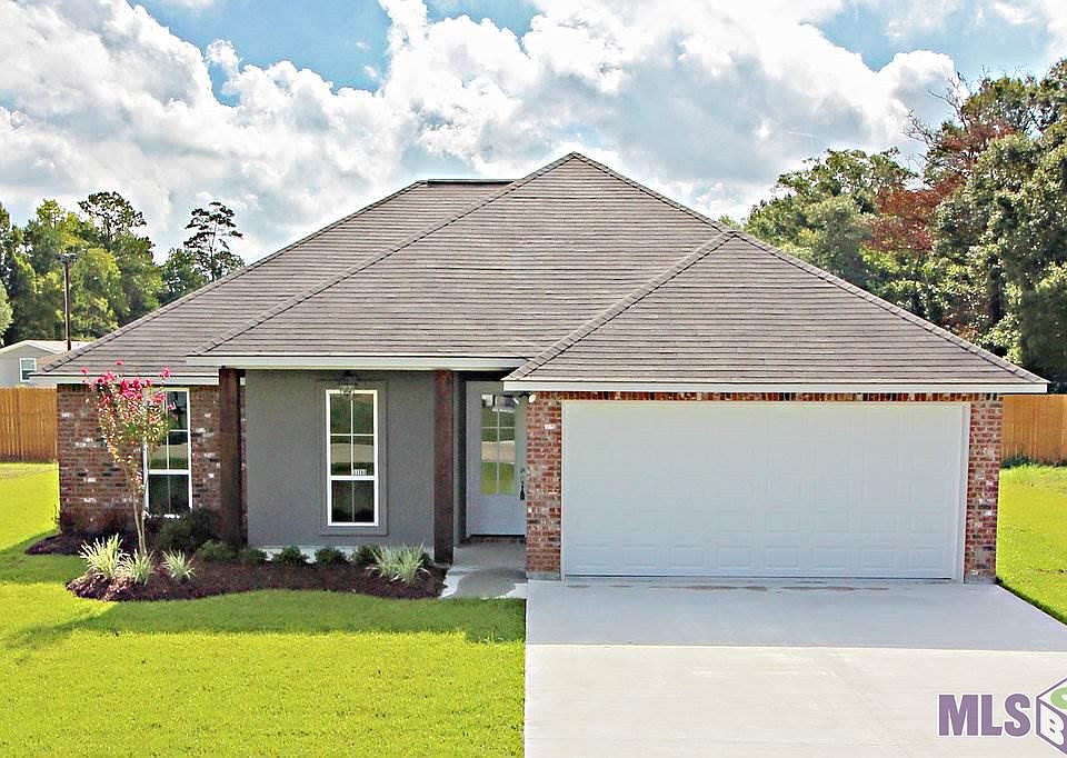1st image of 33780 Blue River Dr