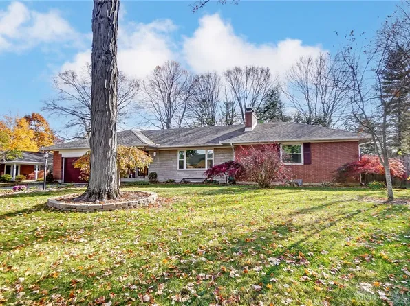 358 Carlyle Cir, Dayton, OH 45429