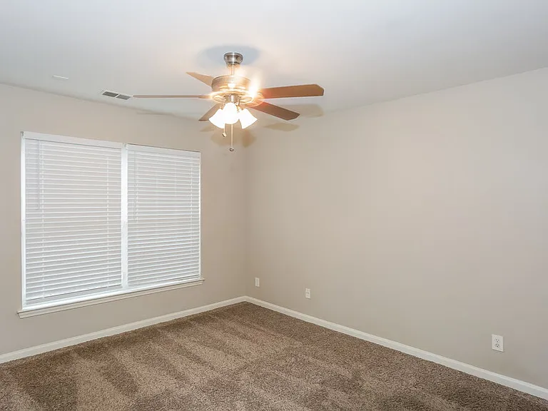 7028 Indian Ridge Ln — Photo 8