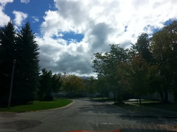 509 Newbury Dr, Island Lake, IL 60042