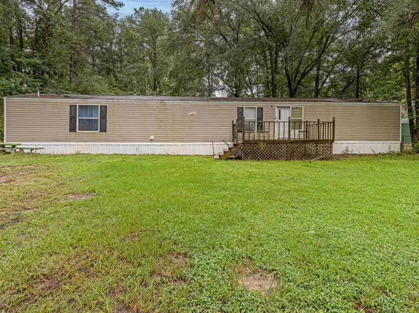 115 Jackson St, Arp, TX 75750