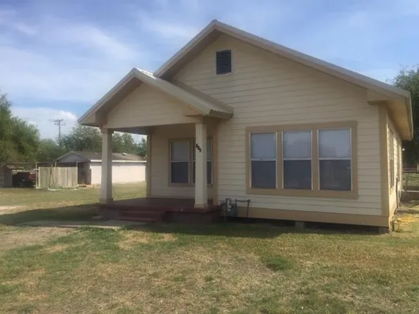 219 E Hoffman Ave, Kingsville, TX 78363